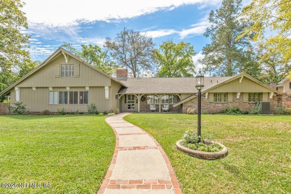 Welcome to 4836 Yacht Club Rd