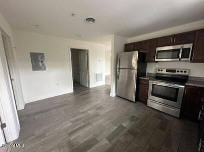 For Rent $1,650/month