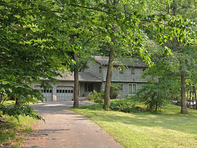 1962 Chalker Hill, Glastonbury, CT 06033 - photo 1