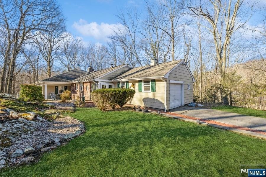 147 Kinnelon Rd, Kinnelon, NJ 07405 - photo 1