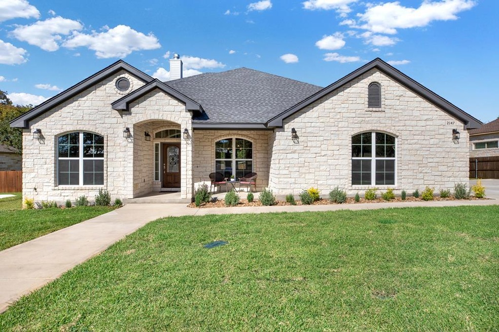 2147 Stone Meadow, Fredericksburg, TX 78624 - photo 1