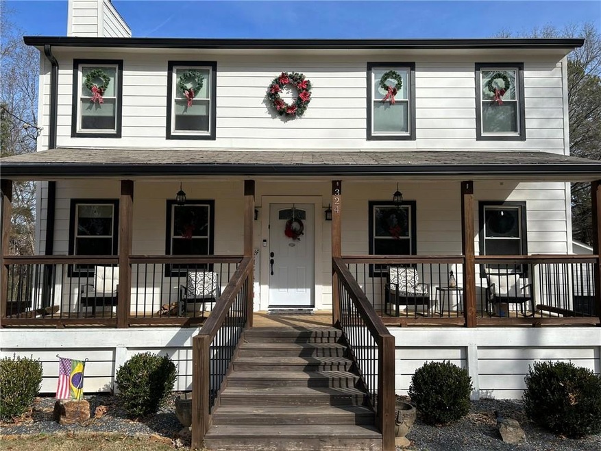View of front of house featuring a porch