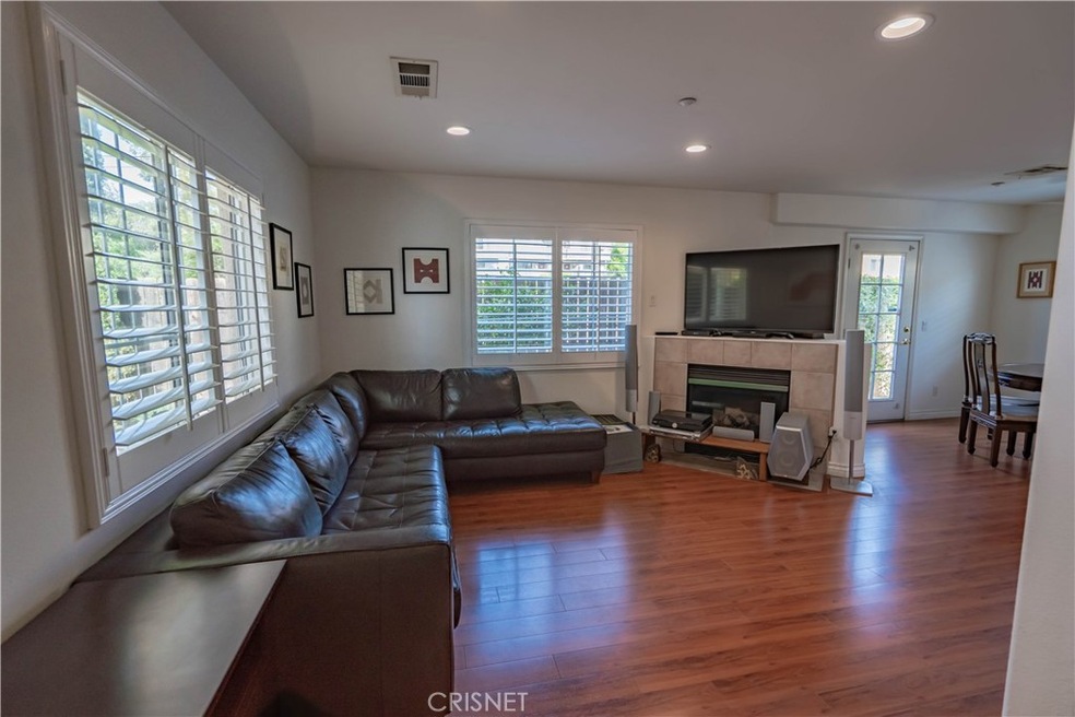 13775 Glenoaks Blvd unit 14, Sylmar, CA 91342 - photo 1