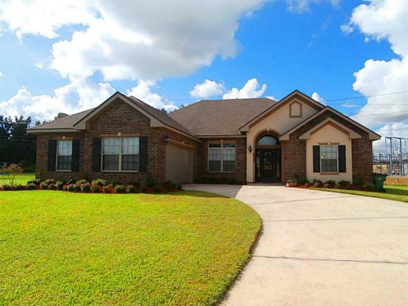 2933 Monica Ln, Marrero, LA 70072 - photo 1