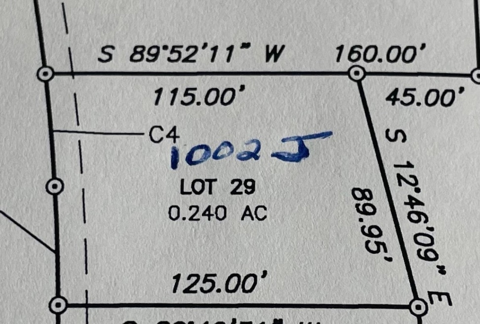 1002 J Ave, Vinton, IA 52349 - photo 1