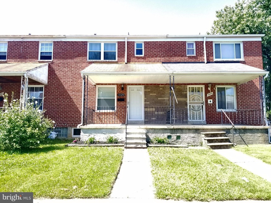 1028 Foxwood Ln, Essex, MD 21221 - photo 1