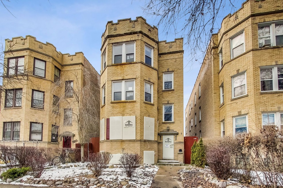 6232 N Washtenaw Ave, Chicago, IL 60659 - photo 1