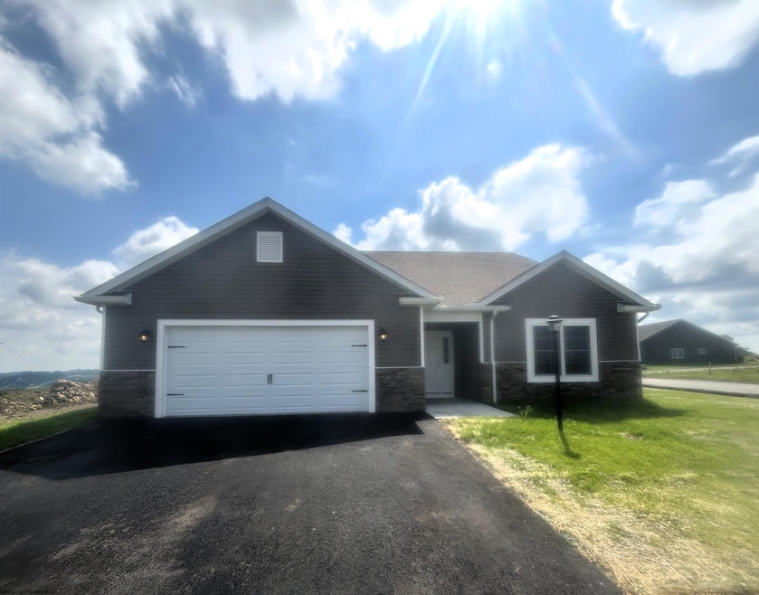 Sold $425,535 • Co-Listing Agent