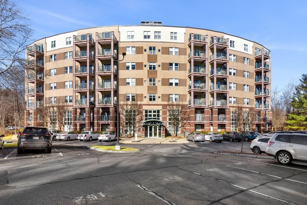 273 Cambridge Rd unit 703, Woburn, MA 01801 - photo 1