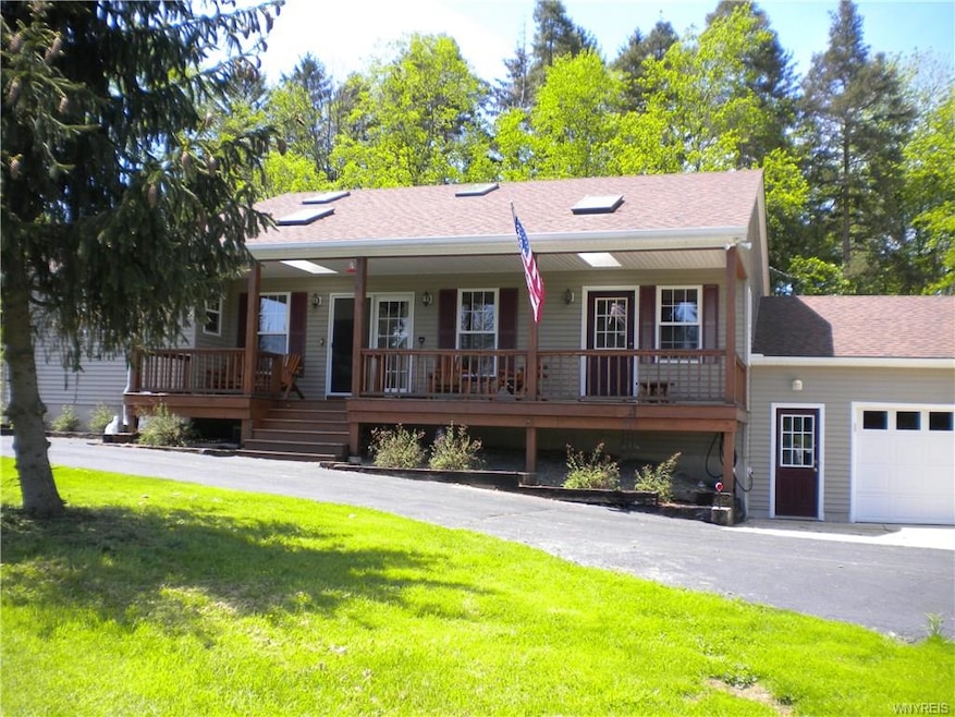 Welcome to 2846 Stearns Road. This Ranch style hom