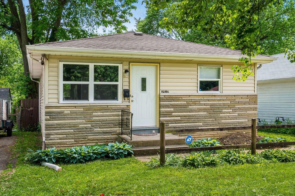 1517 Elmore Ave, Columbus, OH 43224 - photo 1