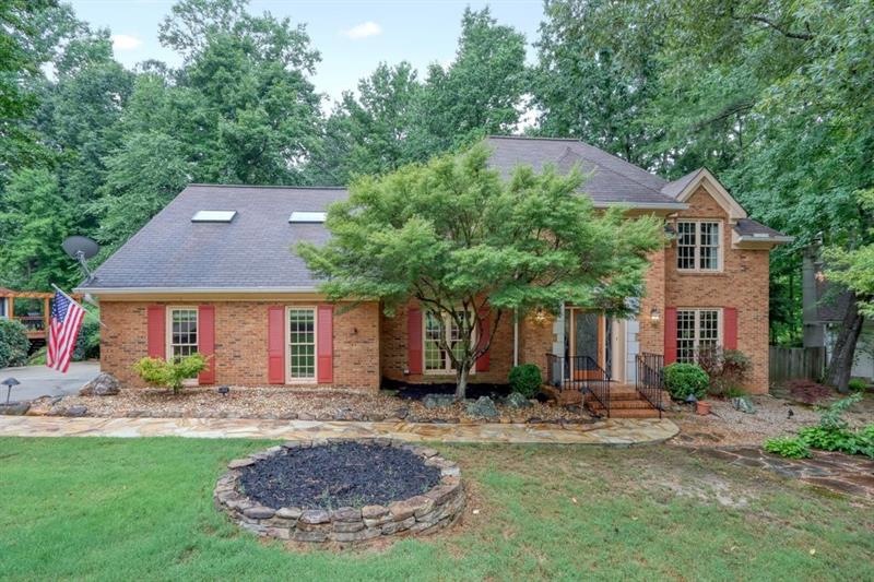 Welcome home to 3500 Aubusson Trace in sought afte