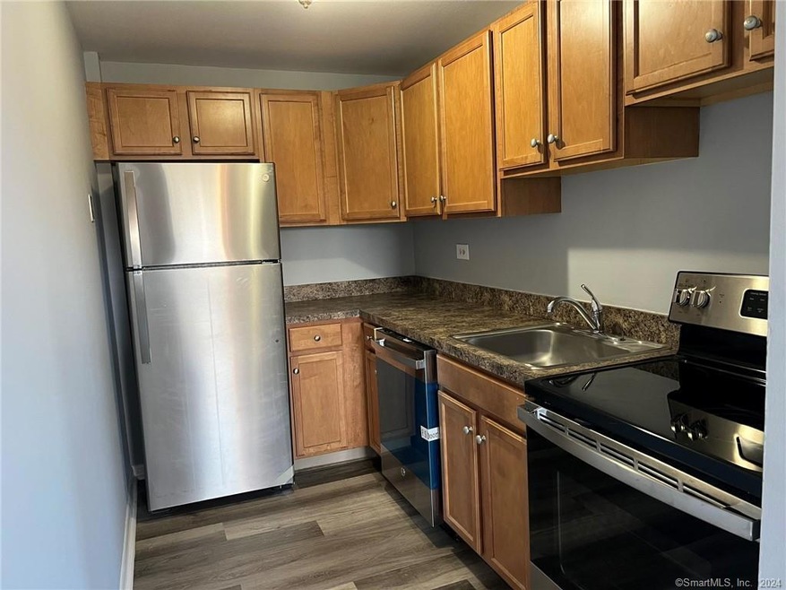 The Webster Condominium unit C8, Hartford, CT 06105 - photo 1