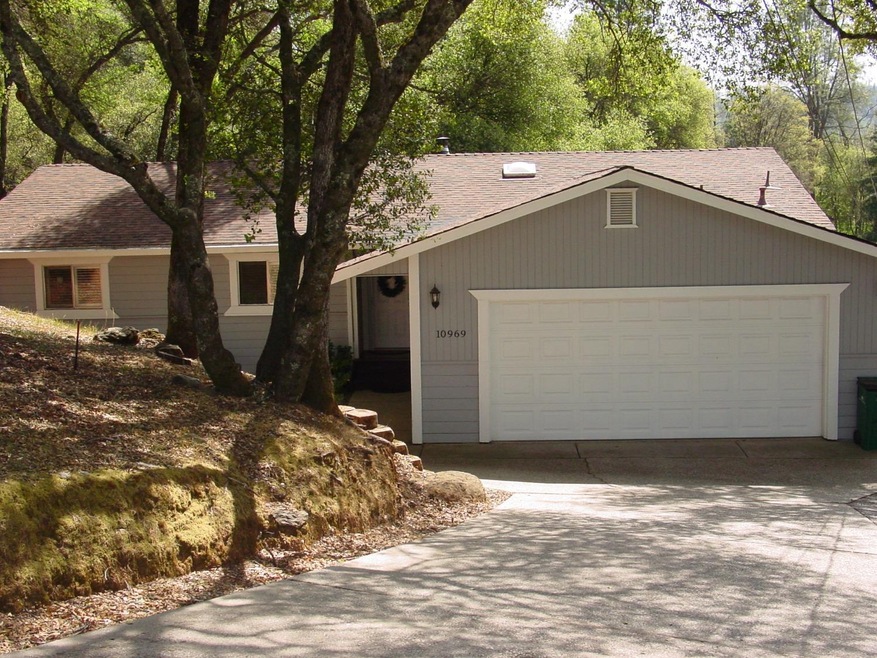 Sold $433,100 • Co-Listing Agent