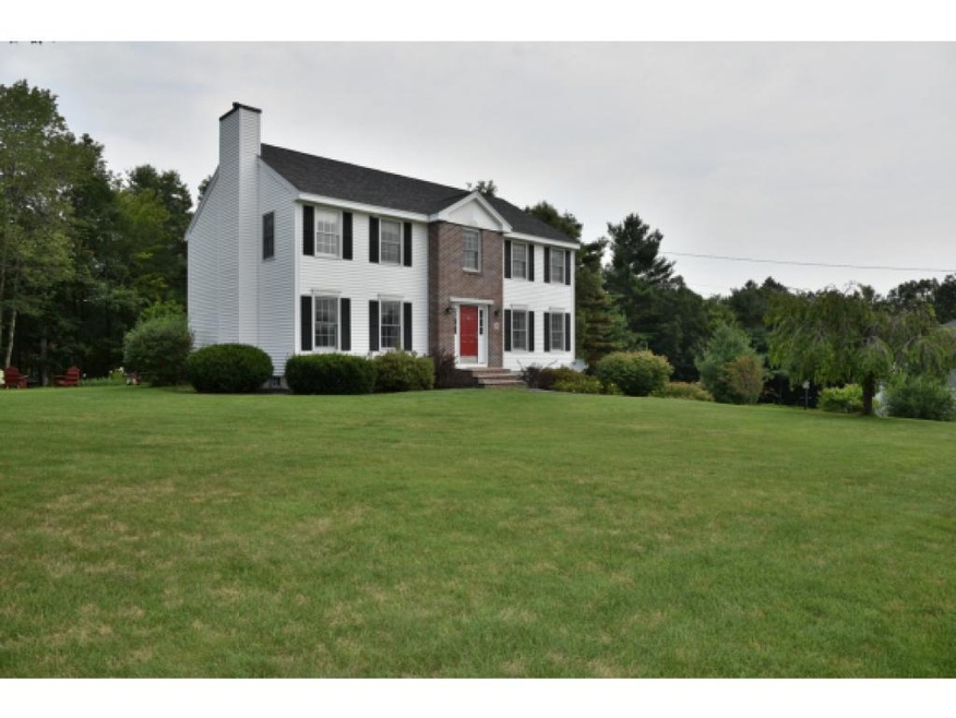 37 Laurel Crest Dr, Brookline, NH 03033 - photo 1