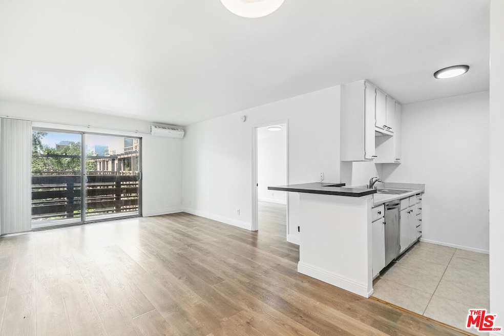 For Rent $2,050/month