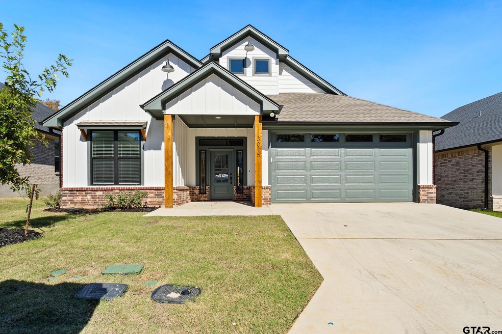 3075 Royal Garden Rd, Tyler, TX 75701 - photo 1