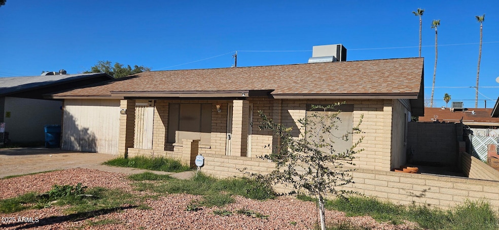 3812 W Barbara Ave, Phoenix, AZ 85051 - photo 1