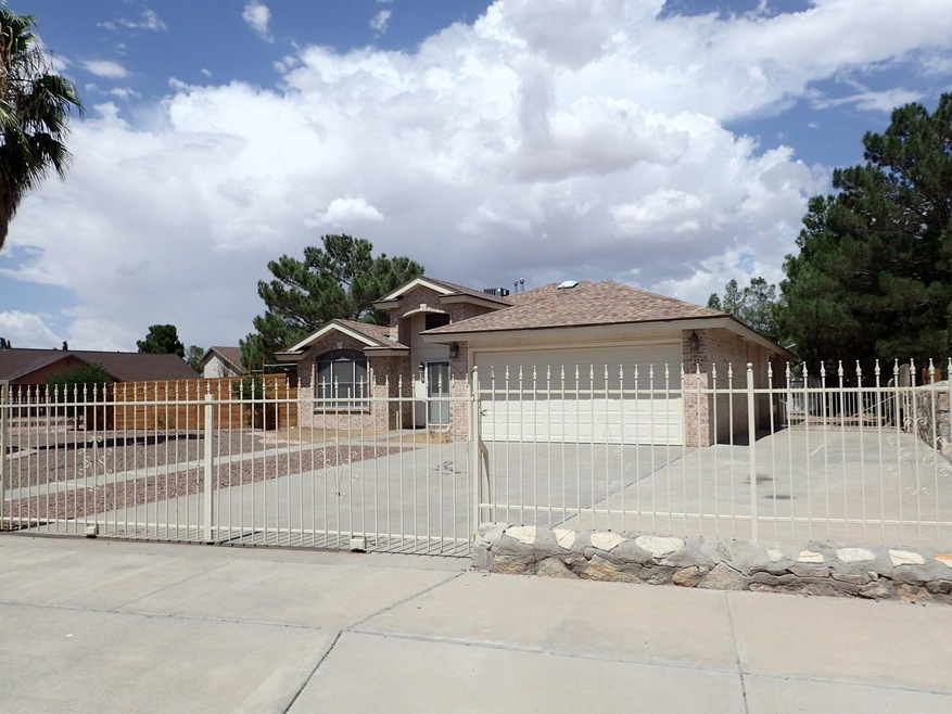 416 Mercer Ln, Horizon City, TX 79928 - photo 1