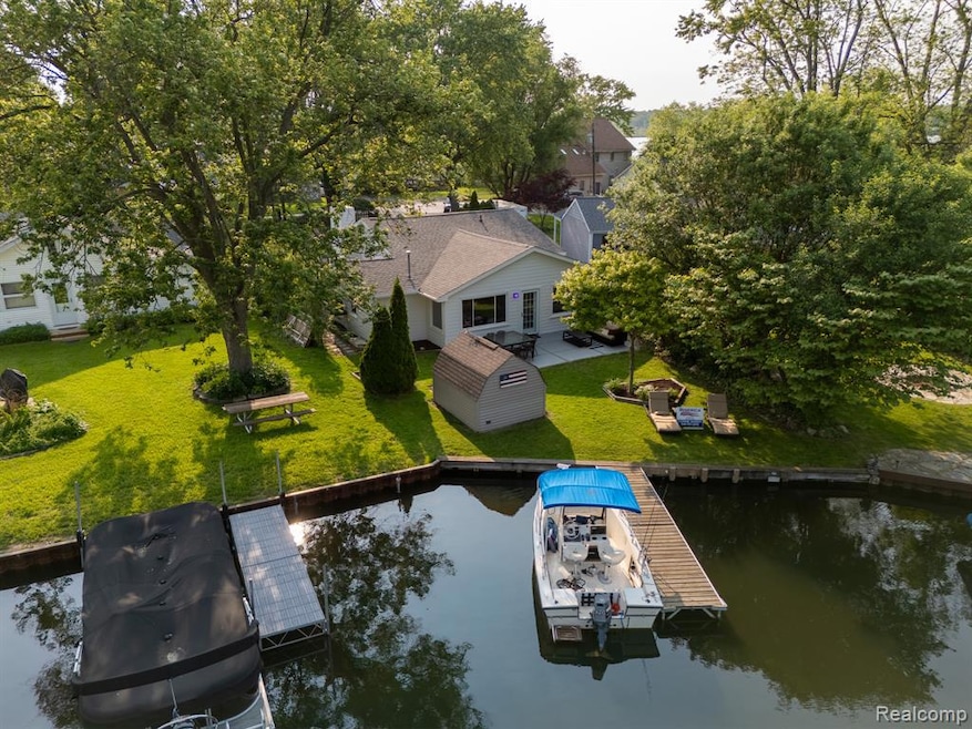 Canal front