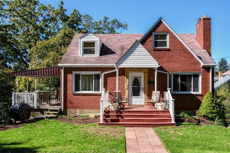 Welcome to 500 Kenyon Ave in Ross Twp!