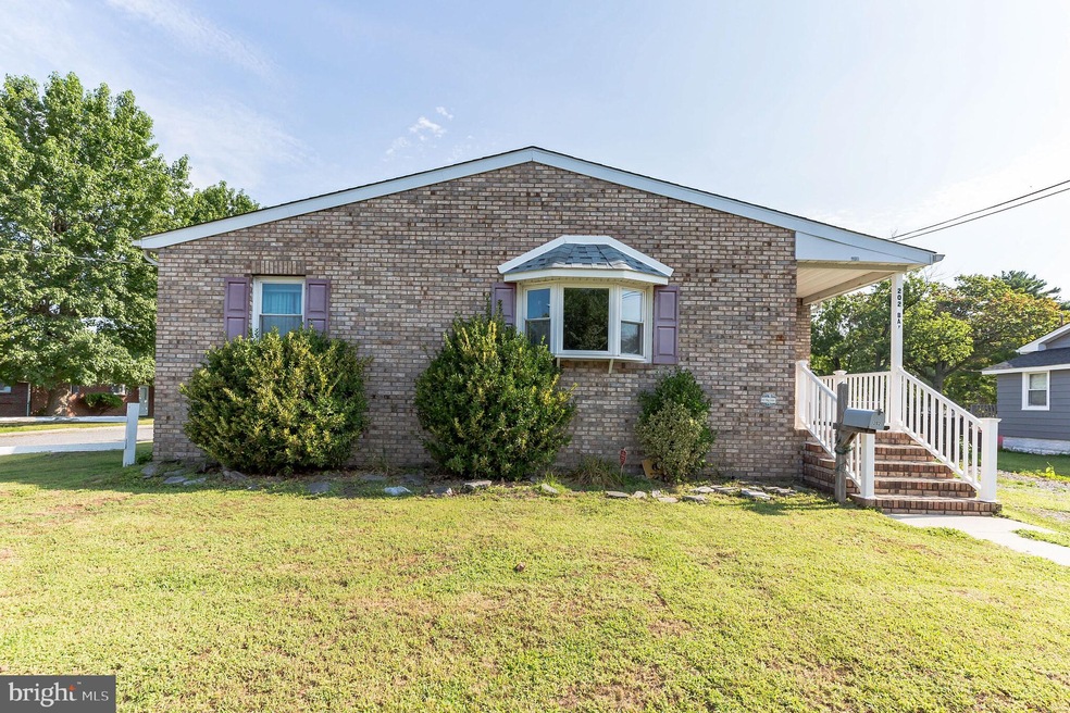 202 Bay St, Penns Grove, NJ 08069 - photo 1