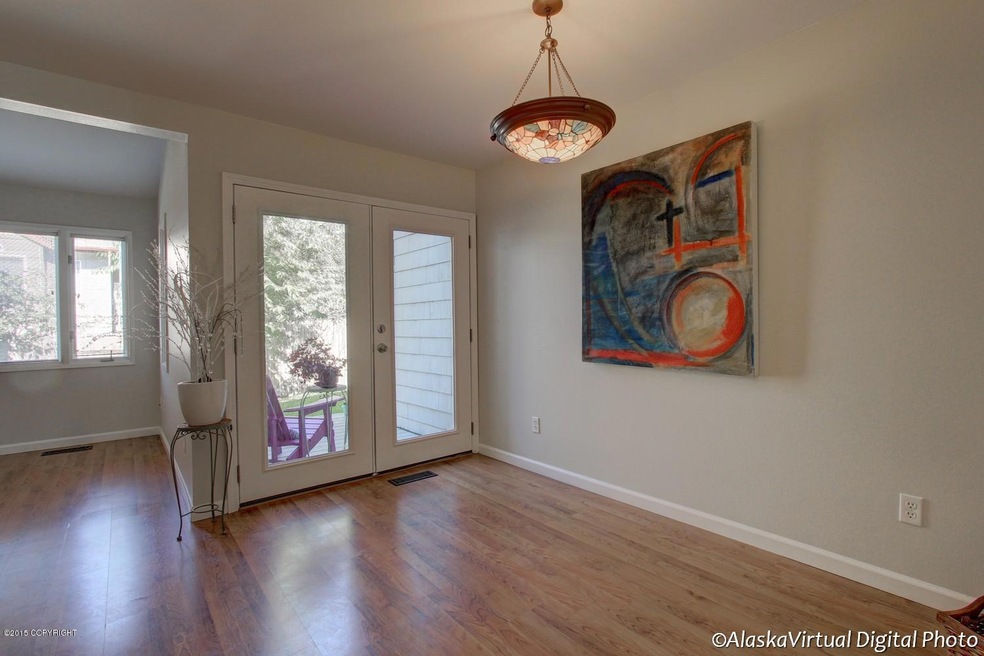 1511 Elcadore Cir # 35 Dining room # 2