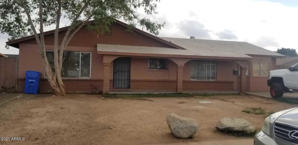 5233 W Monte Vista Rd, Phoenix, AZ 85035 - photo 1