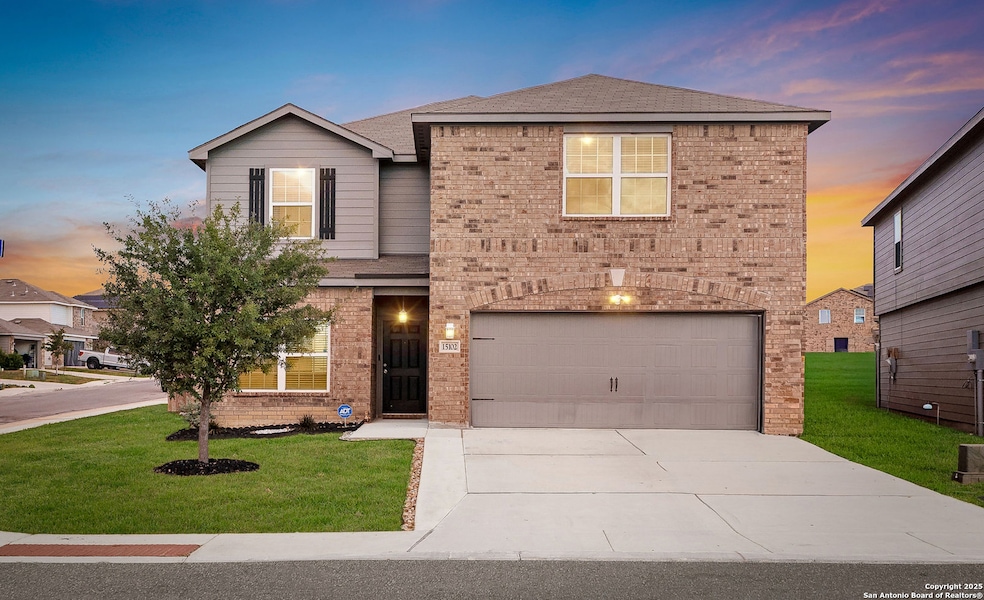 15102 Jetfire Point, von Ormy, TX 78073 - photo 1