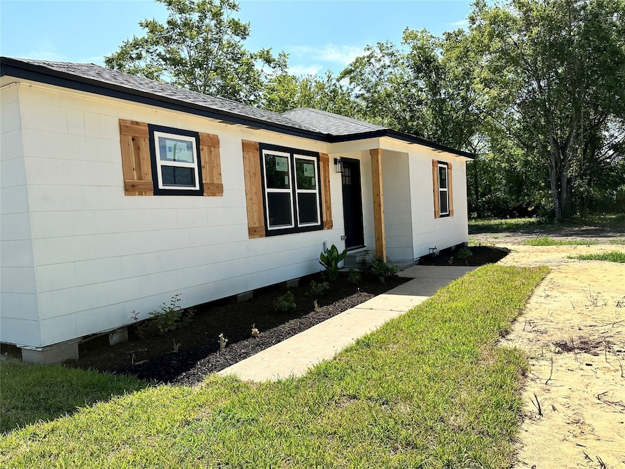 5919 County Road 164, Alvin, TX 77511 - photo 1