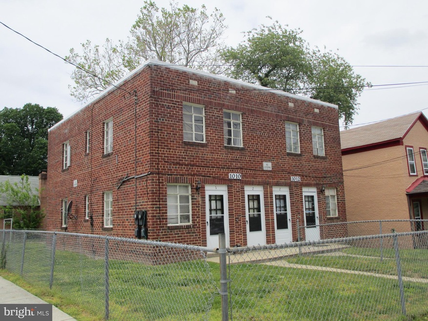 1010 48th St NE, Washington, DC 20019 - photo 1