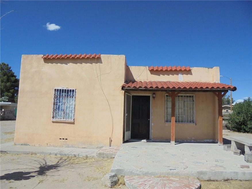 7773 Acapulco Ave, El Paso, TX 79915 - photo 1