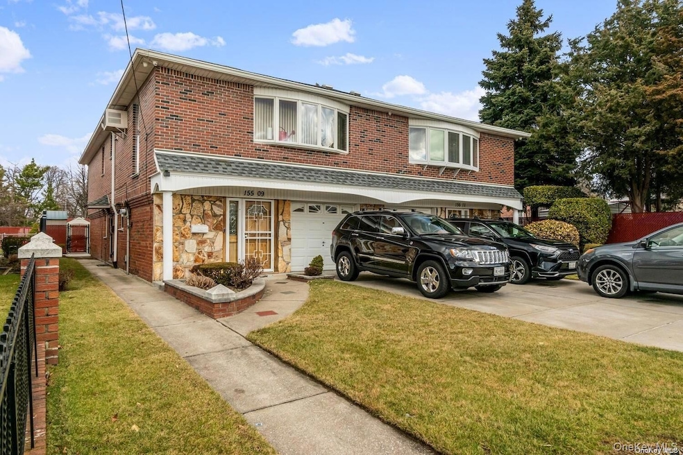 155-09 Locke Ave unit 1st Fl, Flushing, NY 11357 - photo 1