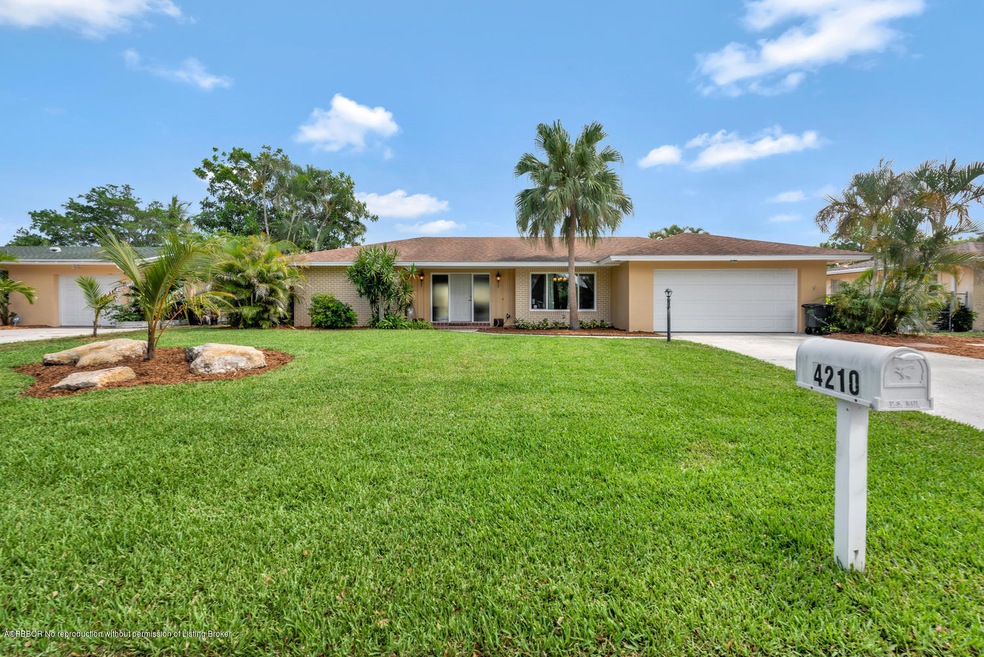 4210 Hyacinth Cir N Palm Beach