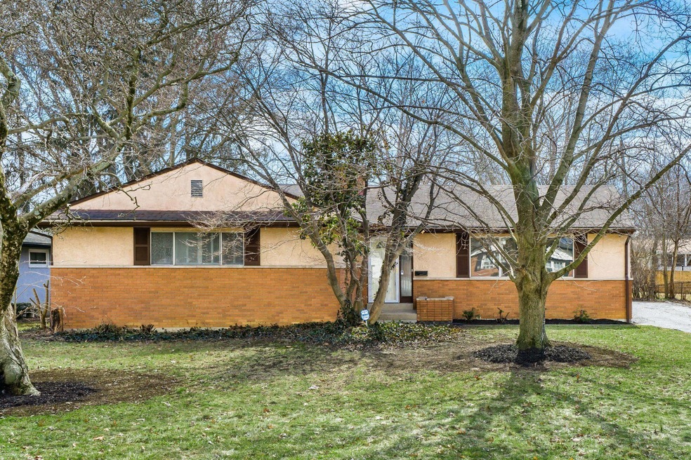 [003] 2715 Scottwood Rd, Columb