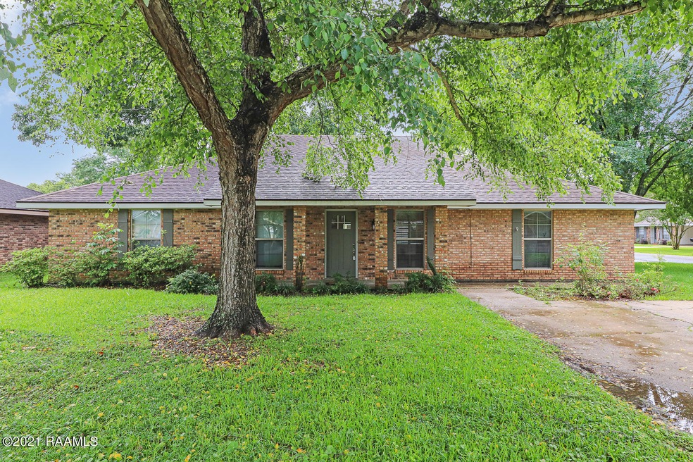 303 San Carlos Cir-1