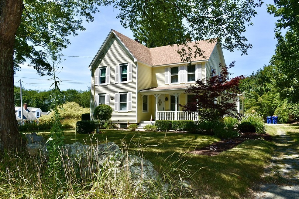 74 Acushnet Rd, Mattapoisett, MA 02739 - photo 1