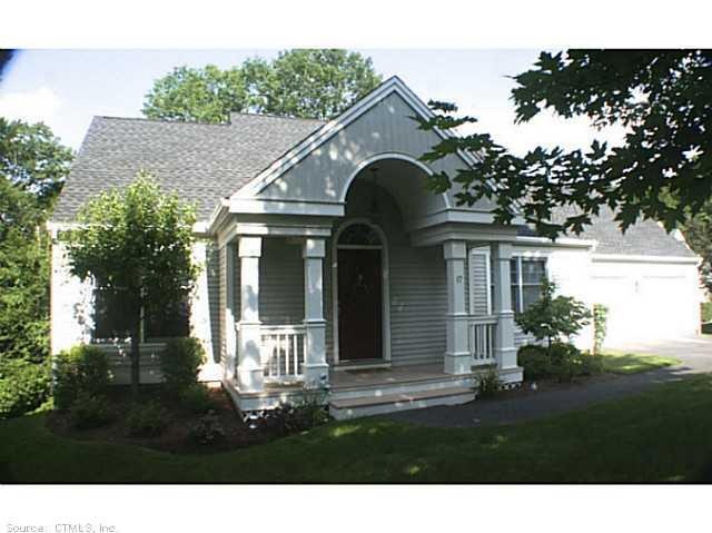 17 Kimberwick Ct, Middlebury, CT 06762 - photo 1