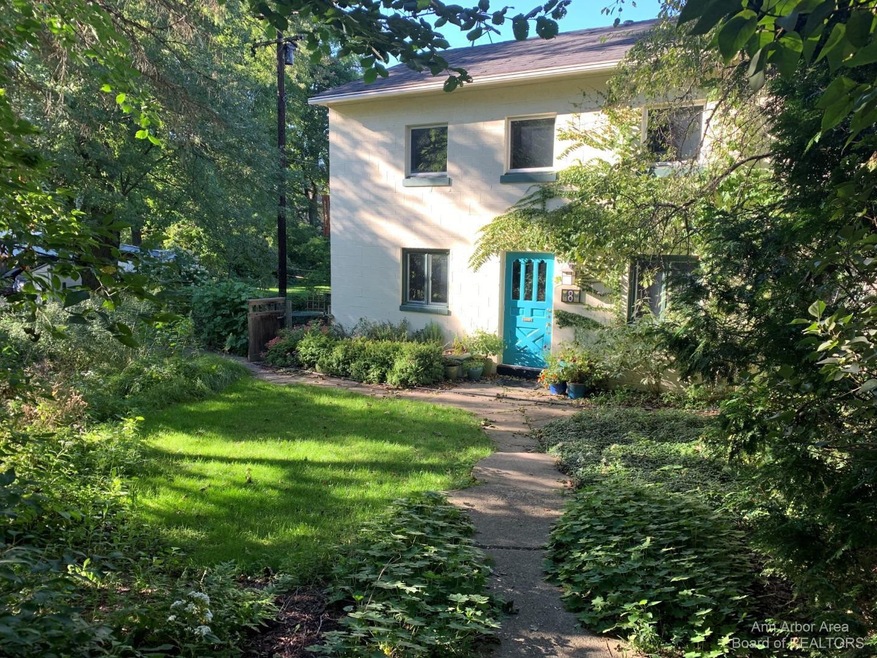 8 Jefferson Ct, Ann Arbor, MI 48103 - photo 1