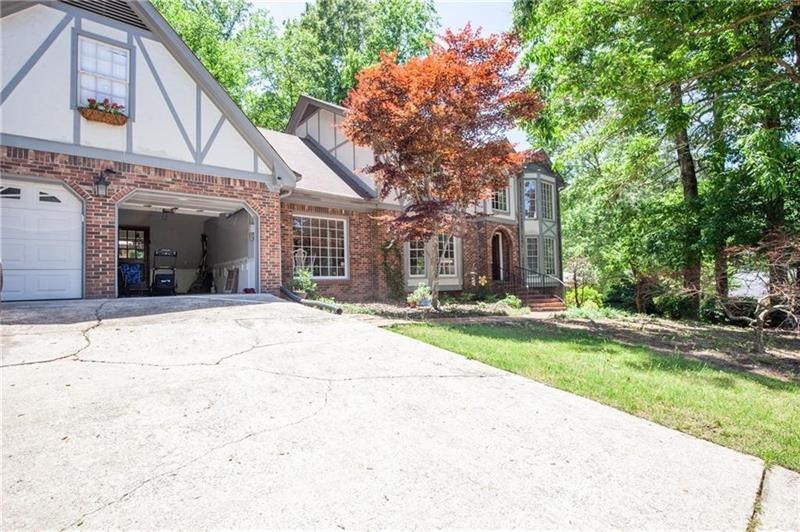 5615 Broxton Cir, Norcross, GA 30092 - photo 1