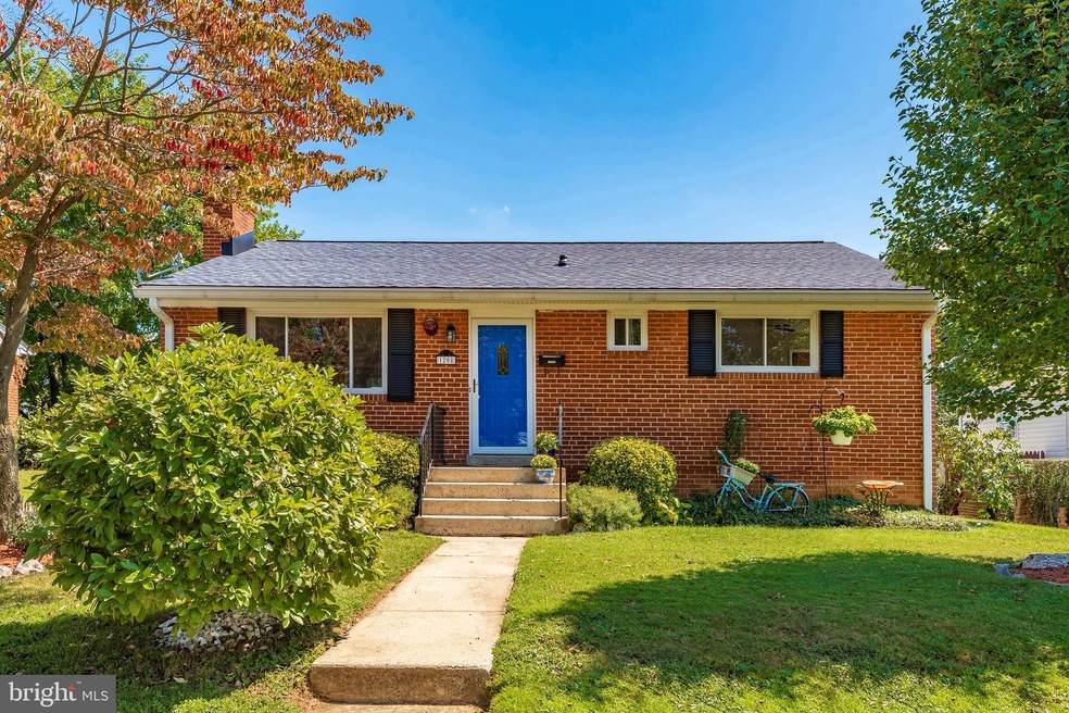 1208 Staley Ave, Frederick, MD 21701 - photo 1