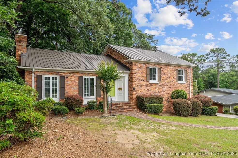 331 Westview Dr, Fayetteville, NC 28303 - photo 1