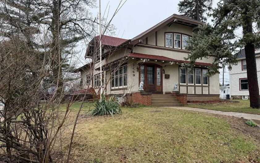 Beautiful 3BR Upper!