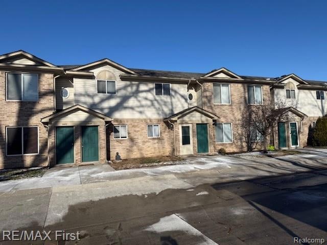 30178 Wedgewood Cir unit 81, Roseville, MI 48066 - photo 1