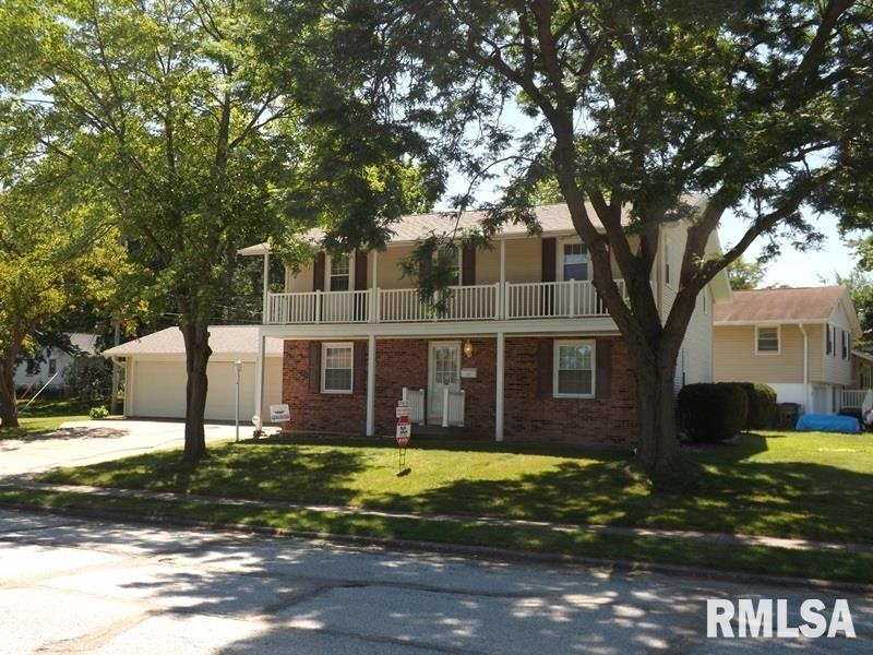 2119 W 29th St, Davenport, IA 52804 - photo 1