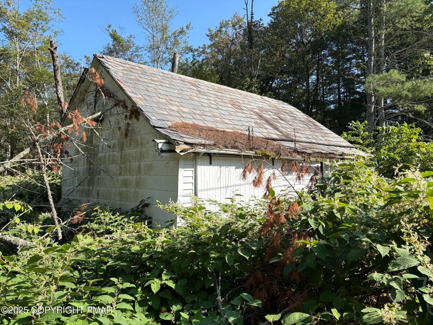 0 Center Road T 481 unit PM-135523, Stroudsburg, PA 18360 - photo 1