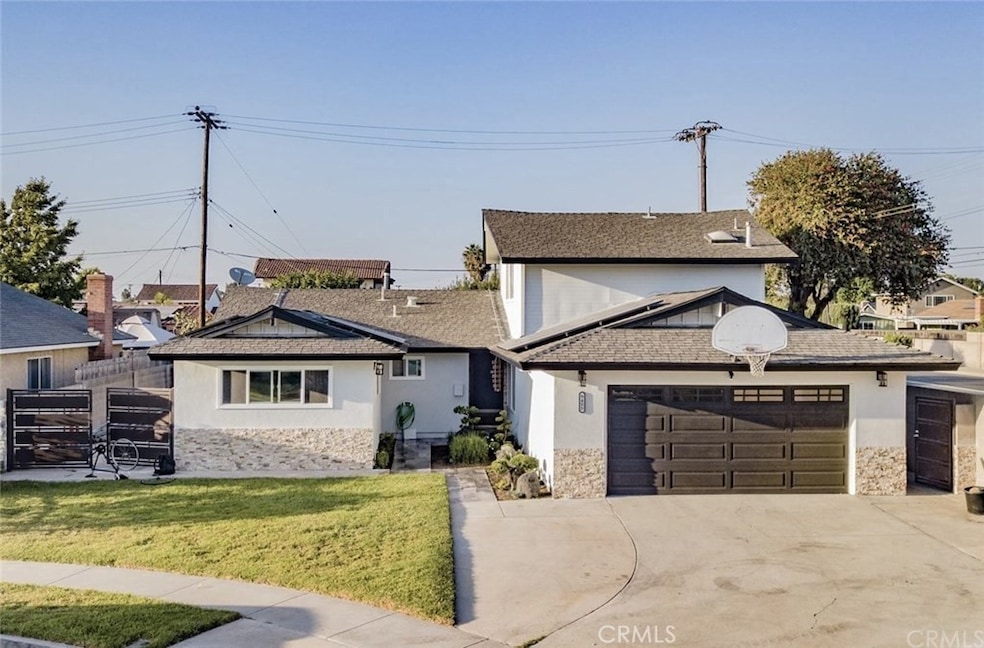 Sold $1,590,000 • Co-Listing Agent
