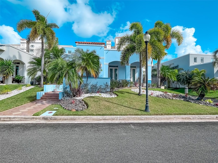 6690 Calle Malachite, Vega Alta, PR 00692 - photo 1