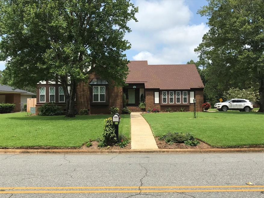 2117 Lullwater Rd, Albany, GA 31707 - photo 1