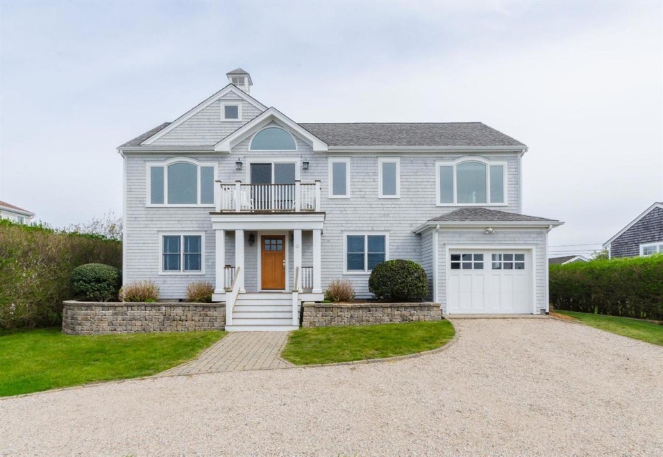 47 Bywater Ct, Falmouth, MA 02540 - photo 1